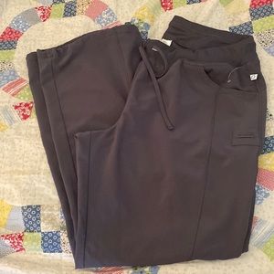 Cherokee scrub pants NWOT
